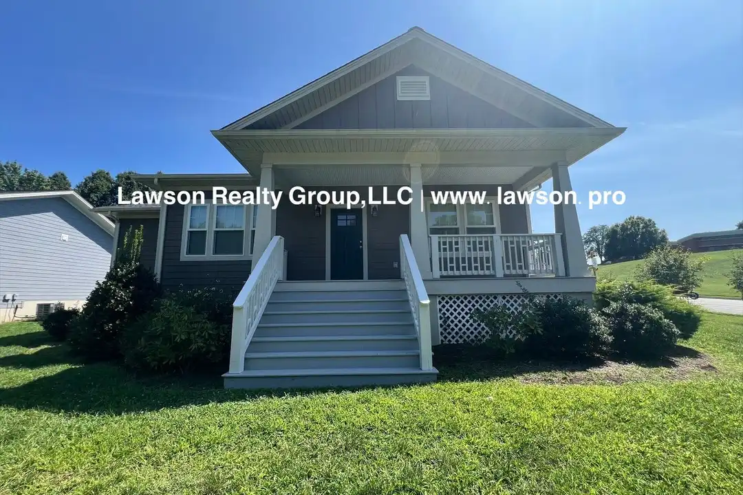 2337 Martin Ln SW – photo 1