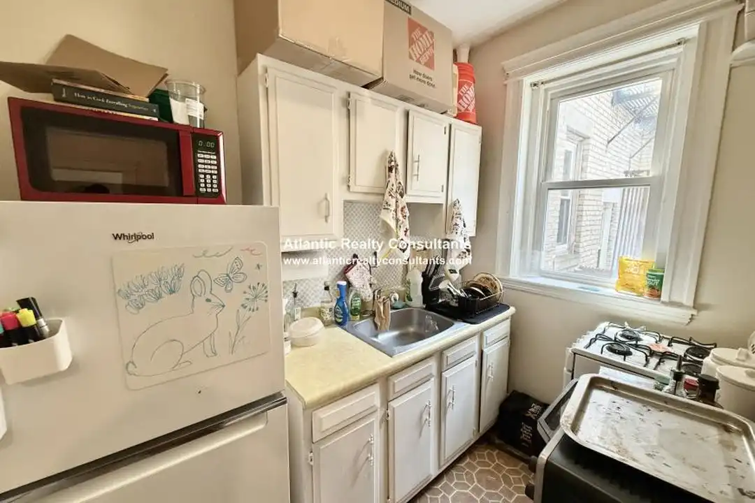 1840 Commonwealth Ave - View 4