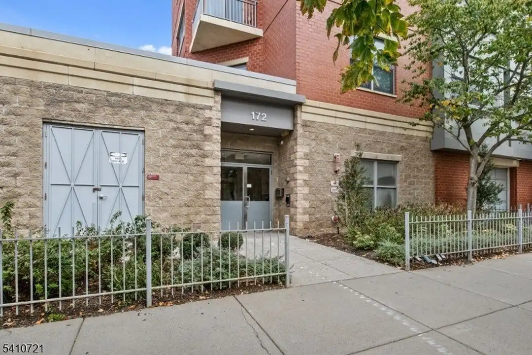 172 Culver Ave #206 - View 2