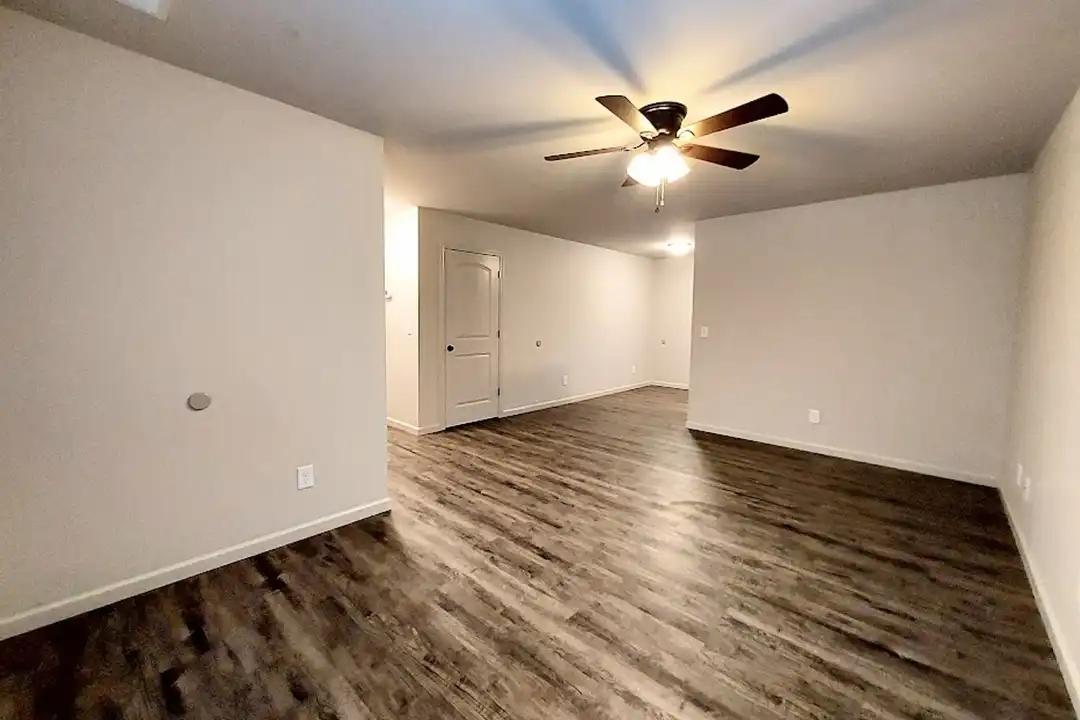129 Beardsley Rd unit T13 - View 3