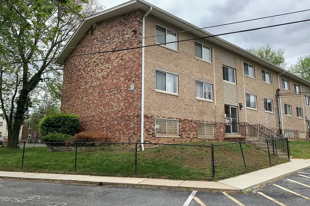 Southern Terrace – photo 1 of 27