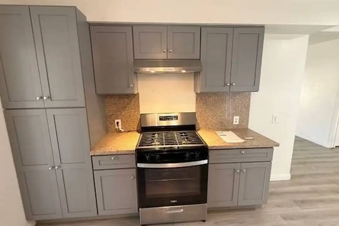 10838 Vernon Ave #21 - View 3