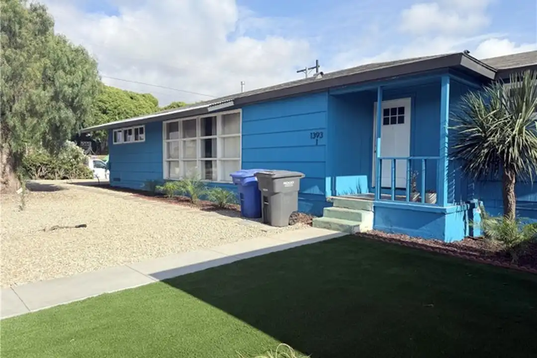 1393 Fern Ave – photo 1