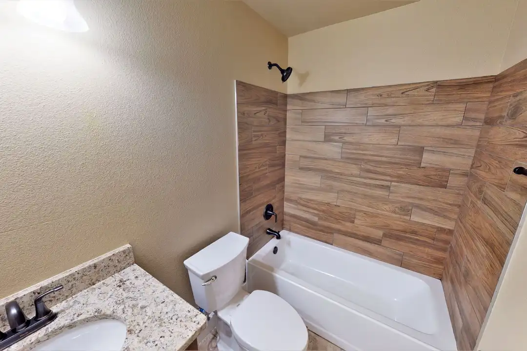 1011 N Brook Dr unit 1011 - More