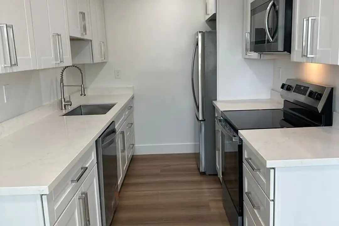 381 Greendale Way - View 2