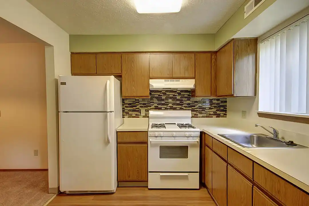 Reserve at Lake Pointe – photo 1 of 12