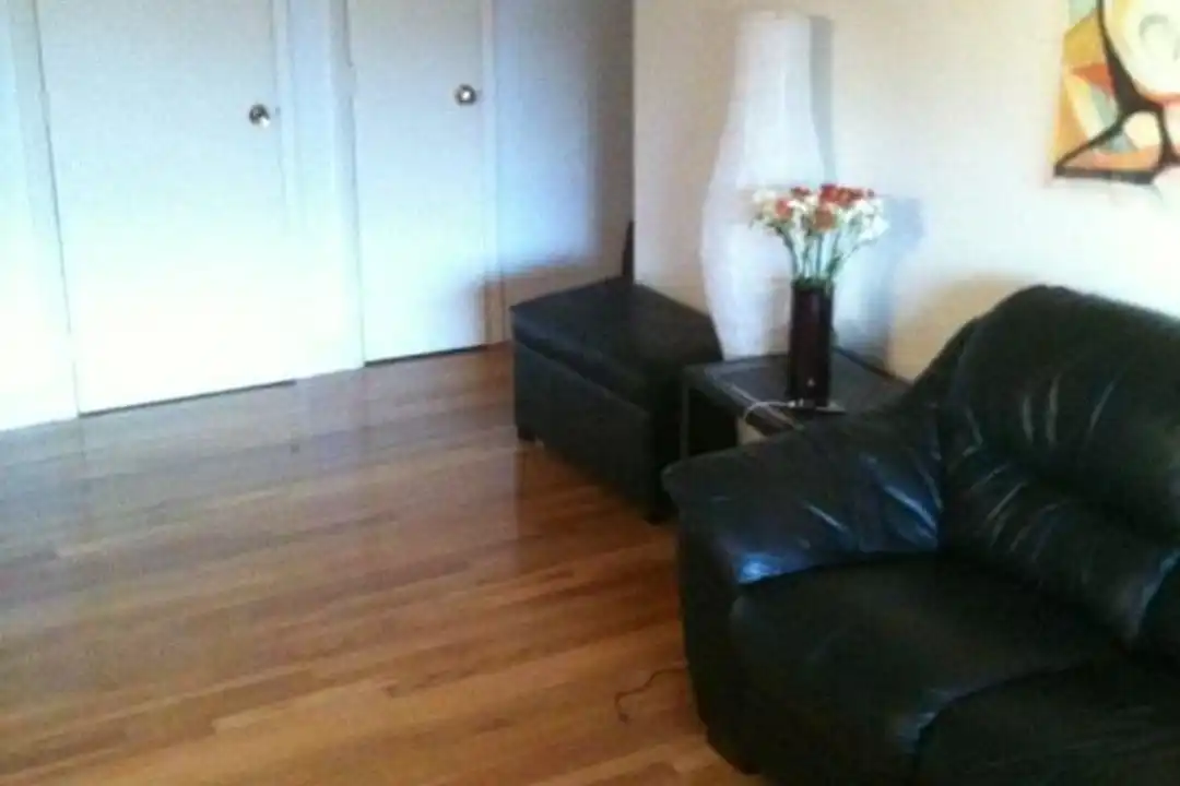 36 Dighton St – pohled 5