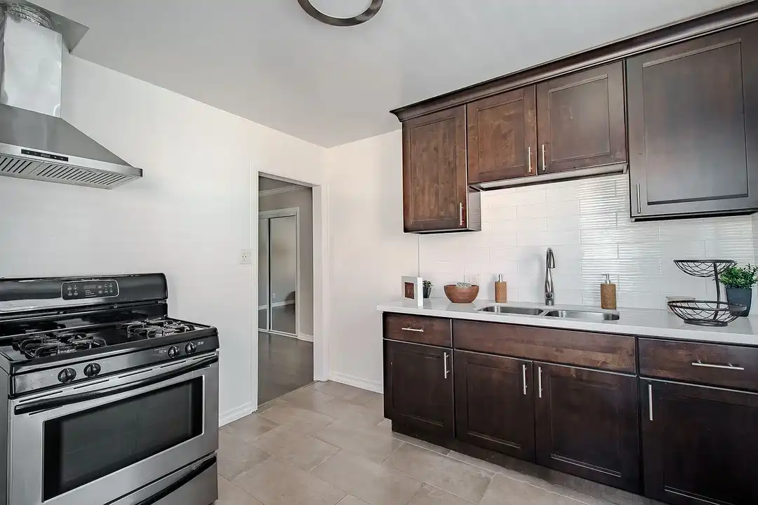 32 Esperanza Ave. – photo 1