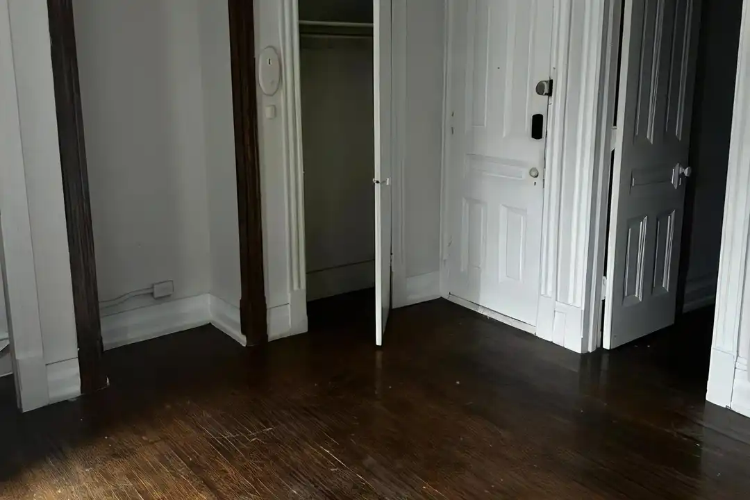 1244 Perkiomen Ave unit # 2FR – photo 1 of 7