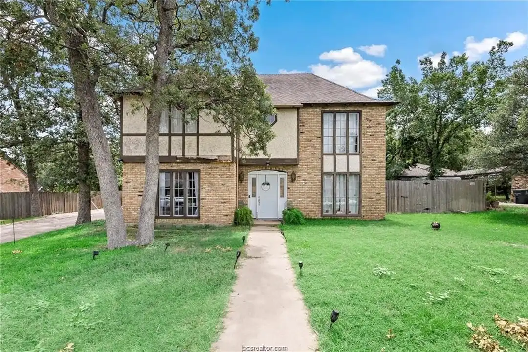 2508 Memorial Dr – photo 1
