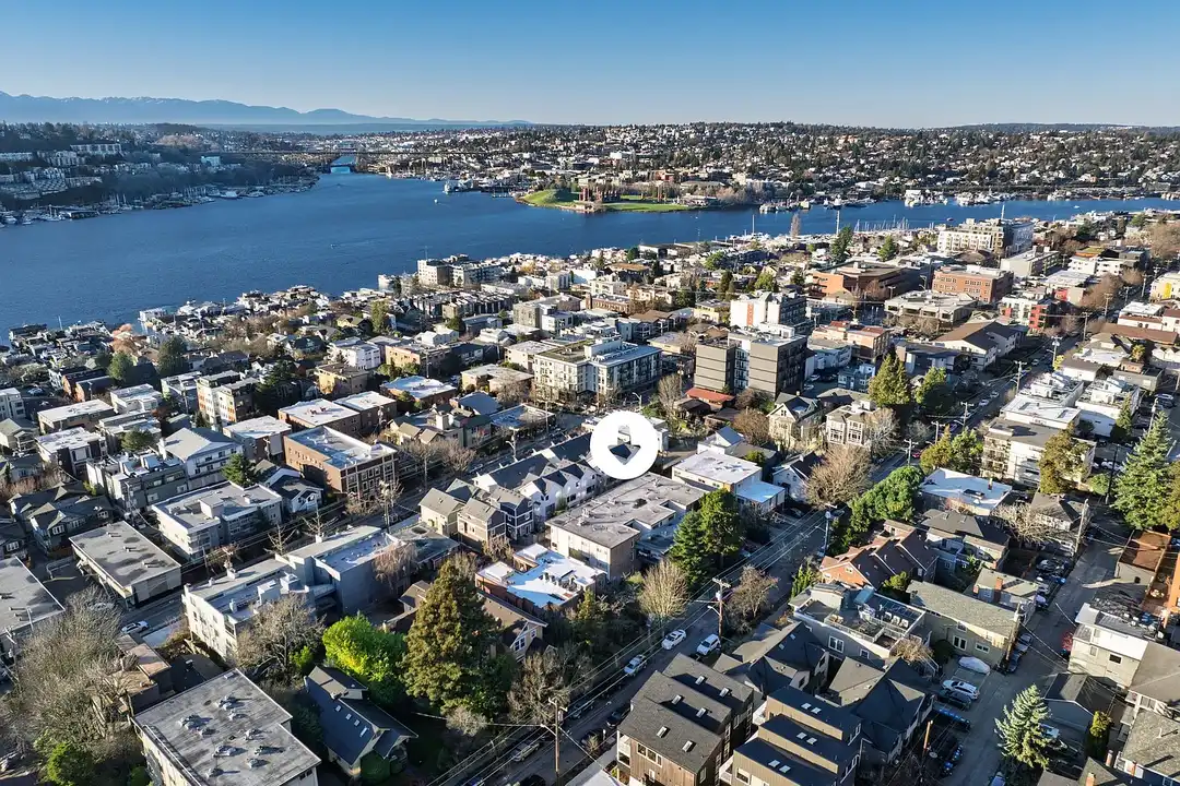 Franklin Apartments - View 4