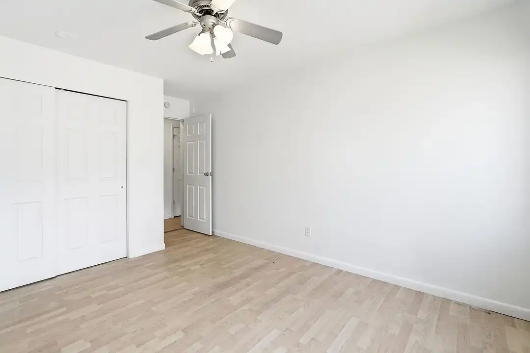 2740 Pleasant Ave – pohled 6