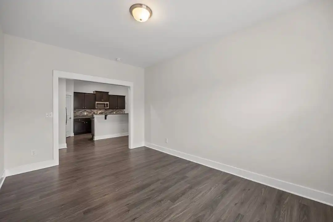 1619 Riverwalk Dr - More