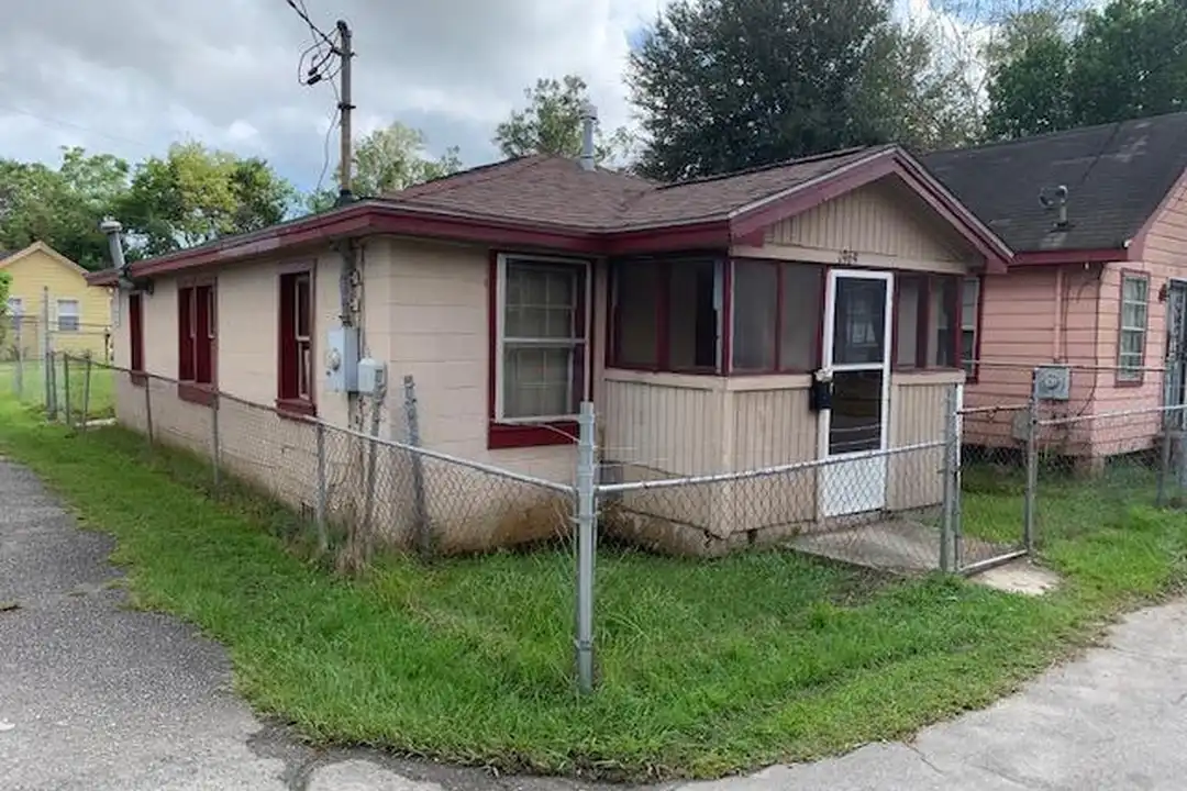 1969 Beech Ave – photo 1
