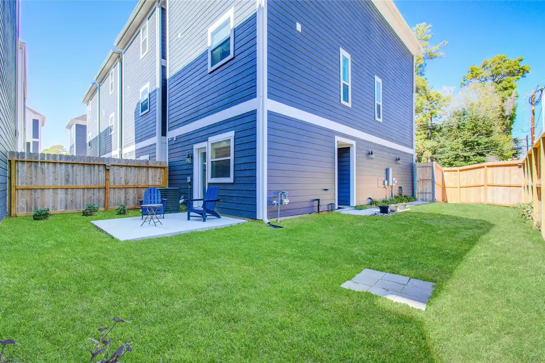 901 Lehman St unit A - View 2