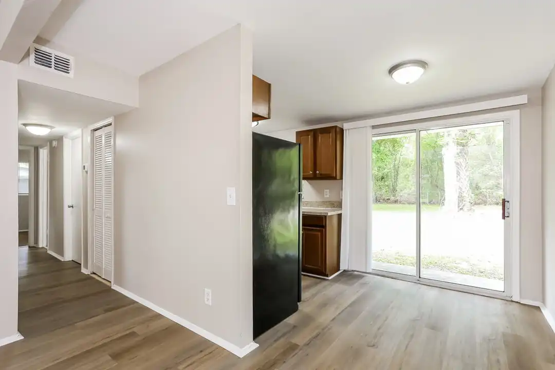 1009 Beckner Ave – pohled 5