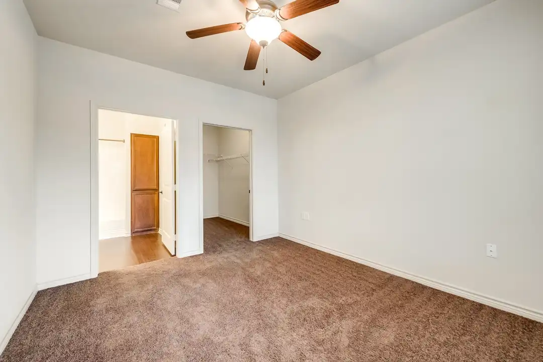 2410 Jack Finney Blvd unit B1-990 Sq. Ft. 2x2 - View 2