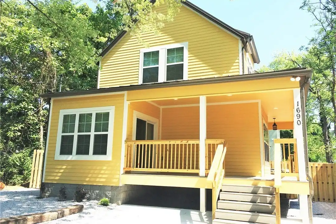 1690 Neptune St – photo 1