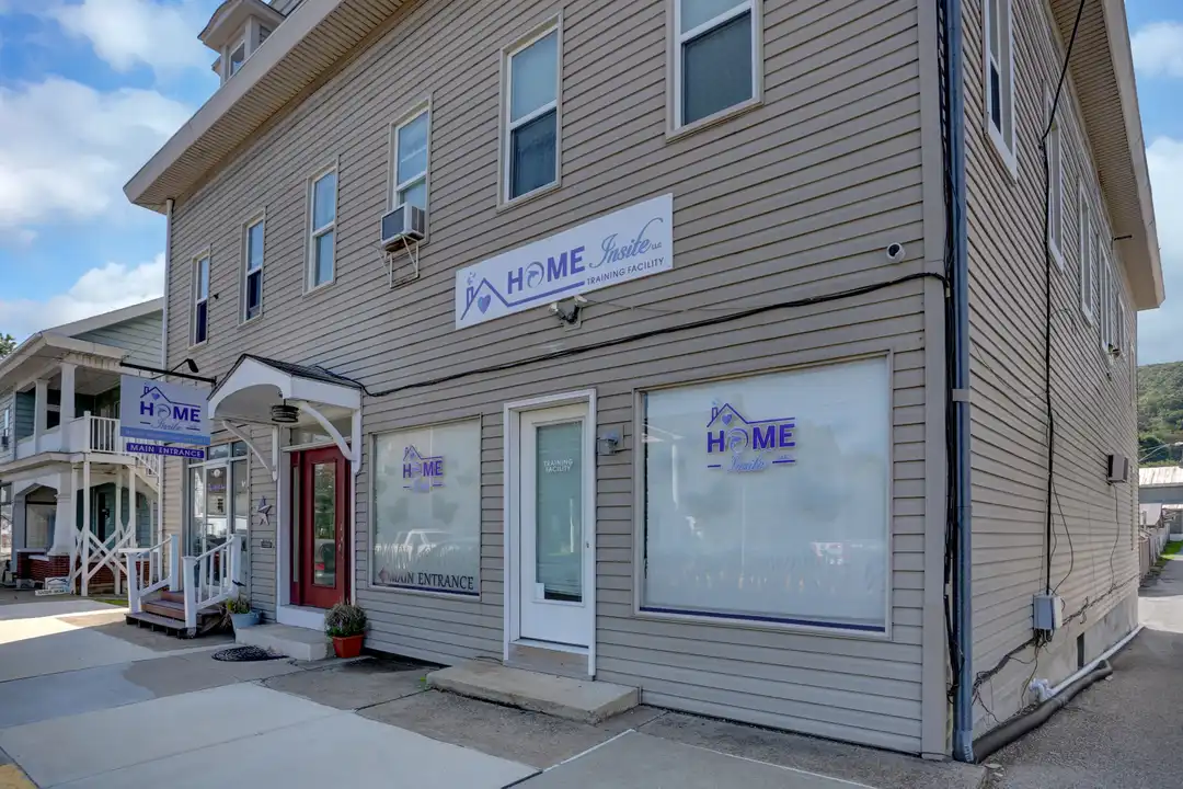 16 E Main St unit 2 – photo 1 of 11