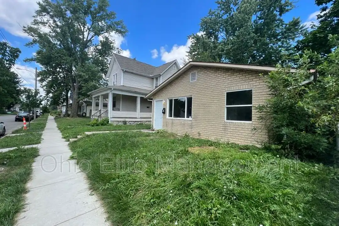 48 N Eureka Ave – photo 1