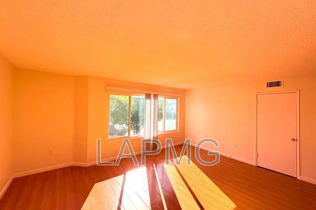 1059 Western Ave unit 1 - View 3