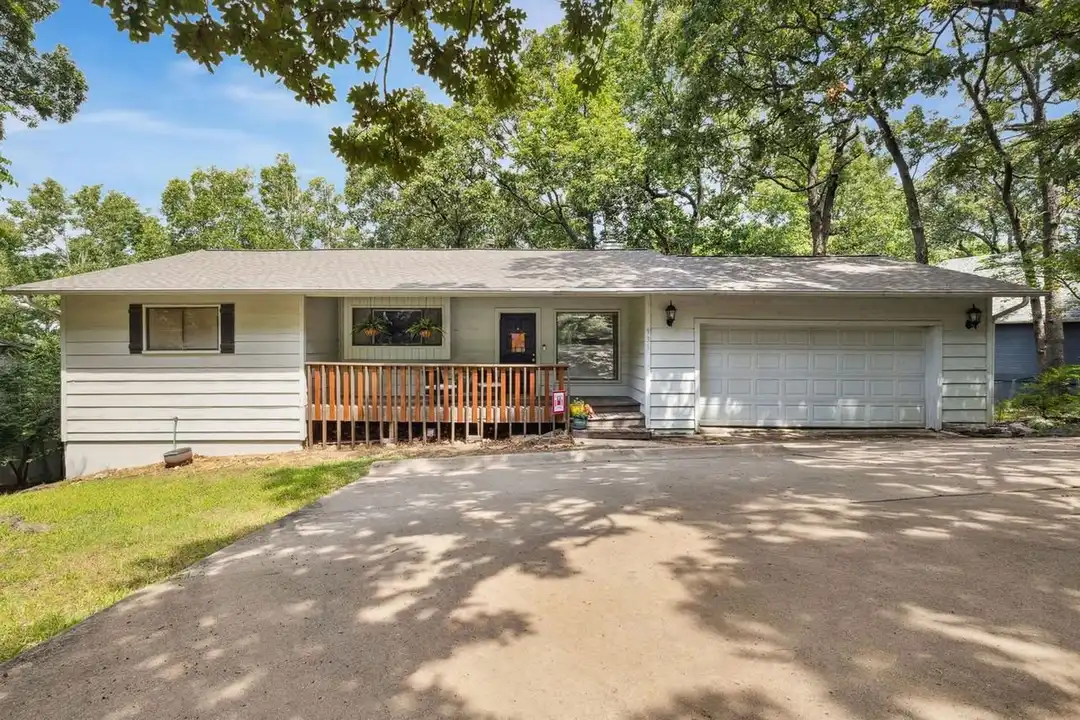 931 N Lewis Ave unit 1261731P - More