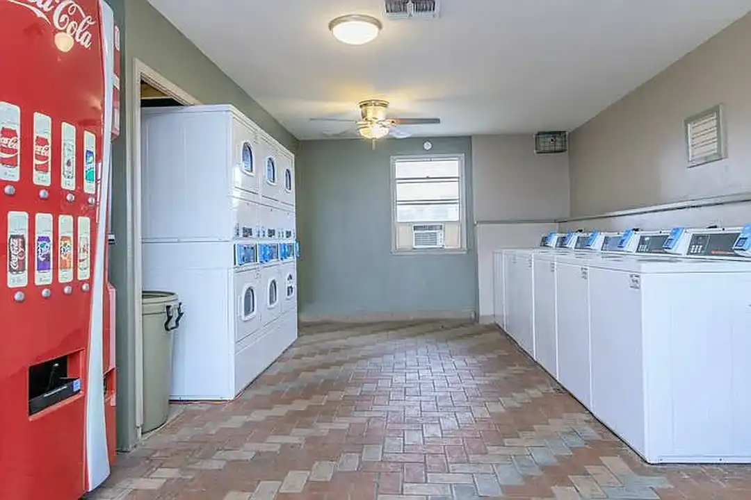 4418 Southwest Blvd Apartments - View 6