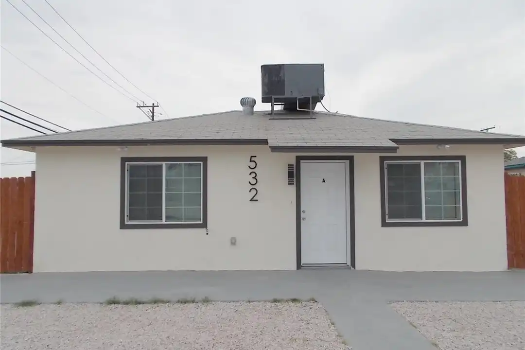 532 N 9th St #B – photo 1