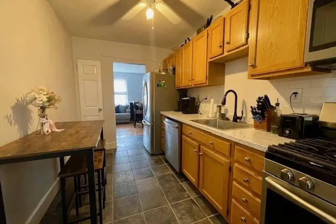 125 Farragut Rd unit 46 - View 3