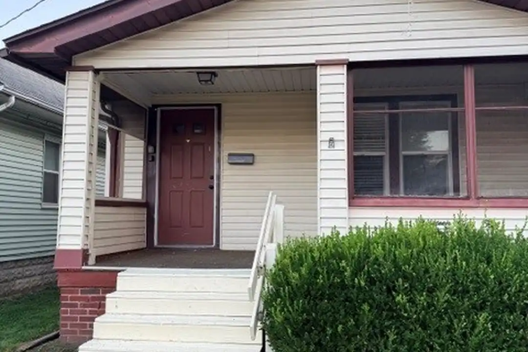 1954 Berkshire Pl – photo 1