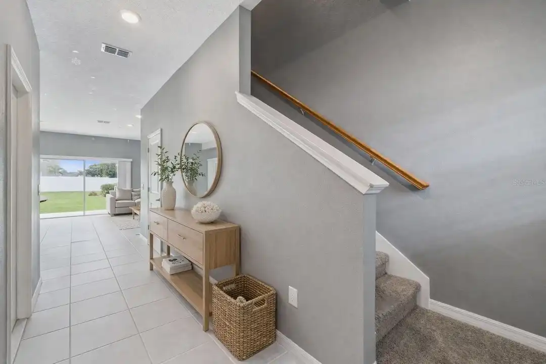 4431 Arlington Ave - More