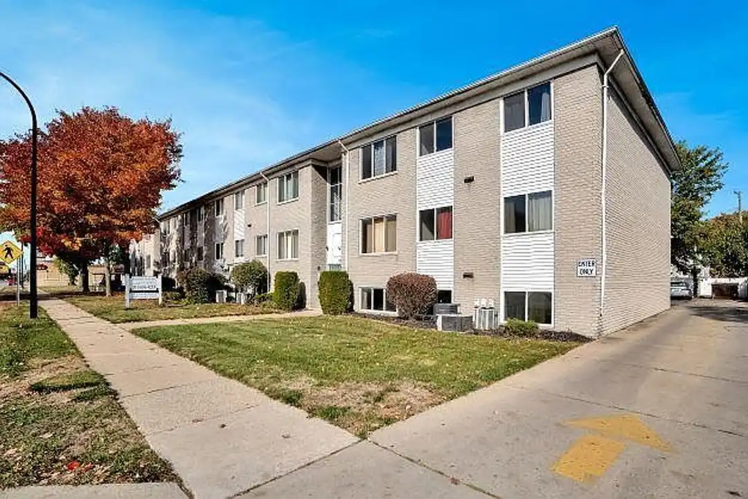 1260 W Nine Mile Rd unit UNIT 13 – pohled 2