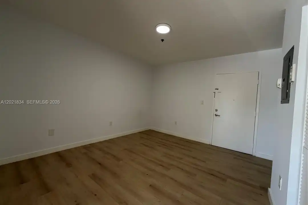 717 SW 11th Ave #204 - View 2