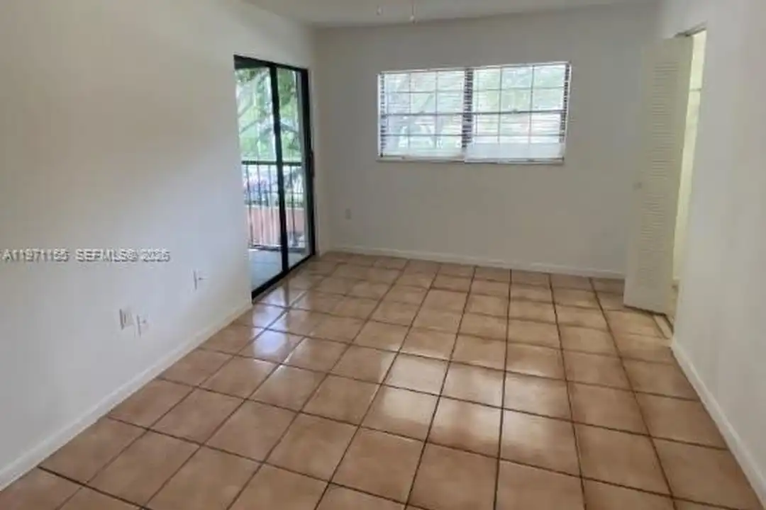 811 NE 199th St #202-33 - View 6