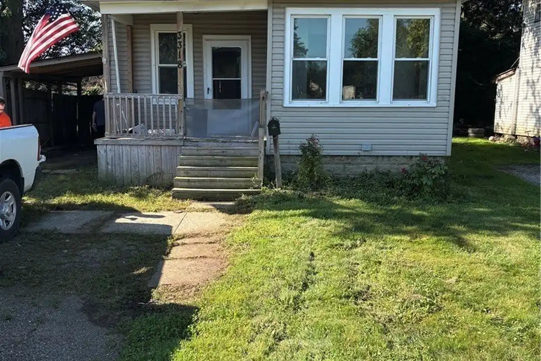 3318 13th St NW – photo 1