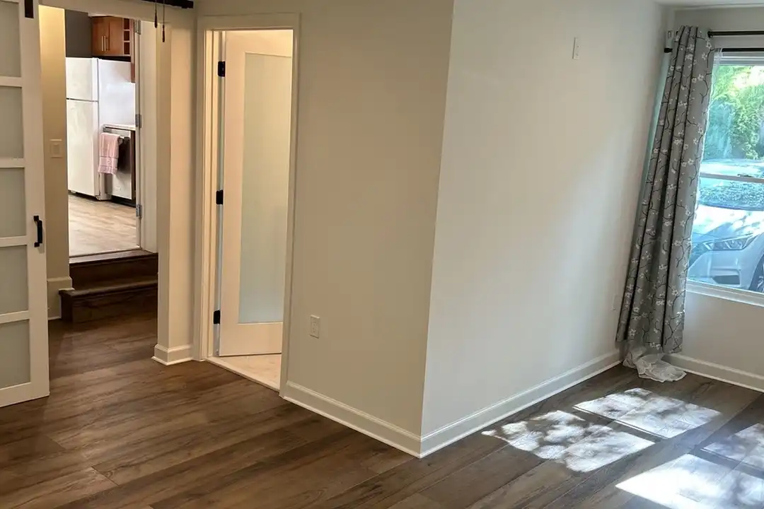3992 College Ave - View 5