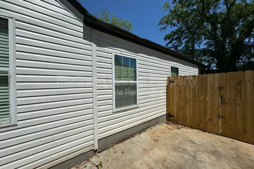 1872 Cannon St - View 4