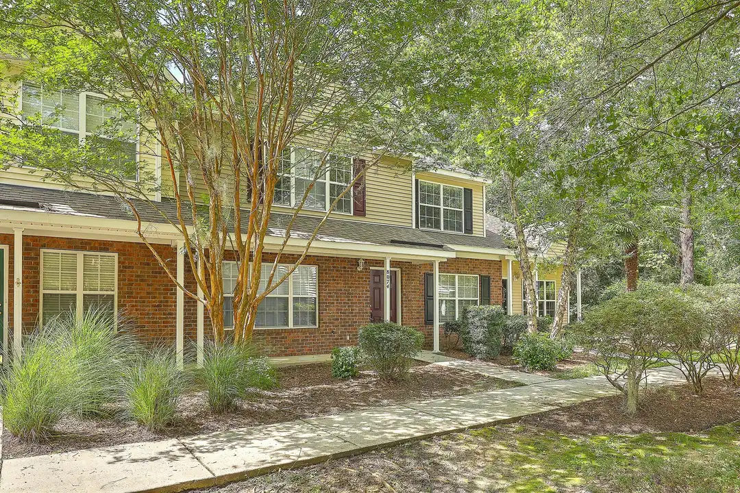 8074 Shadow Oak Dr – photo 1