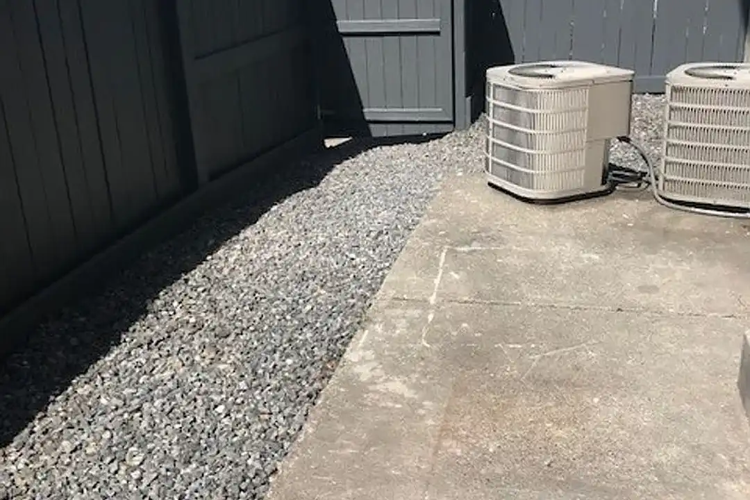 Pioneer Apartments - View 5