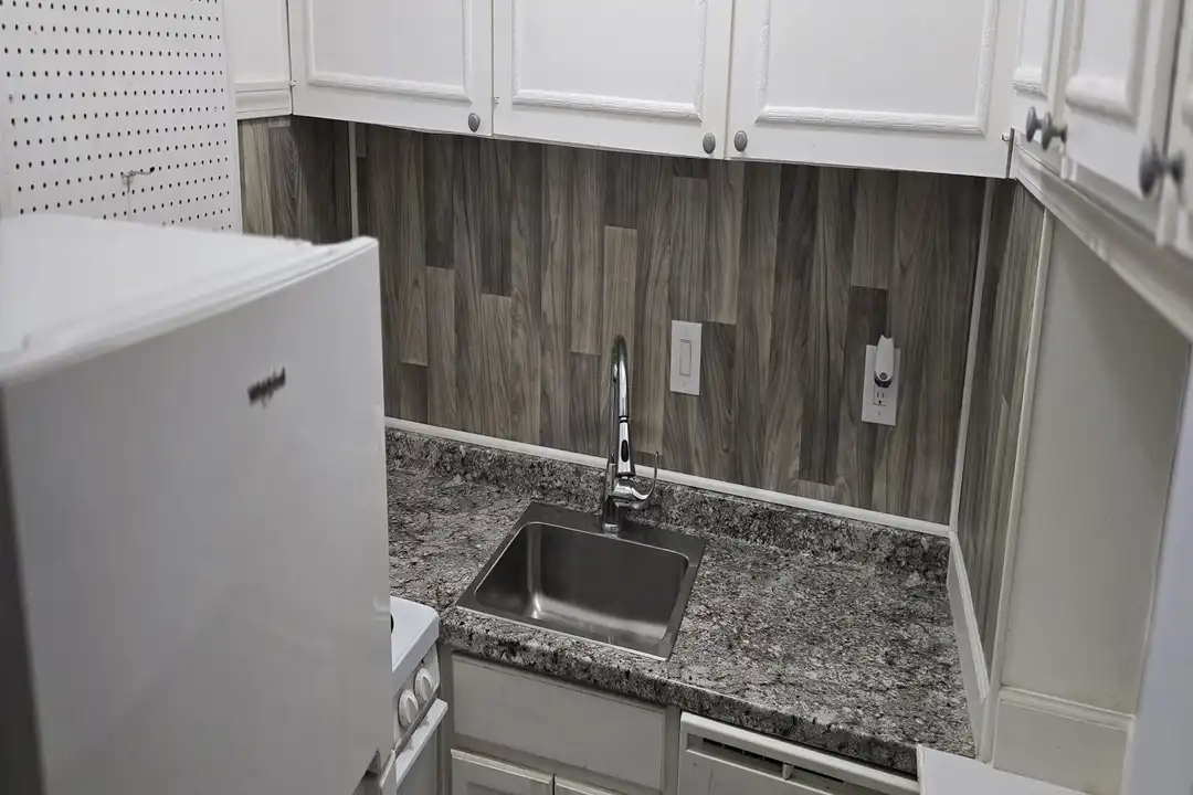 1271 Poplar Ave #906 – pohled 4