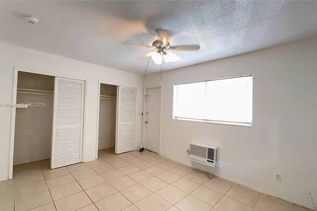 4317 NE 21st Ave #1 - View 2