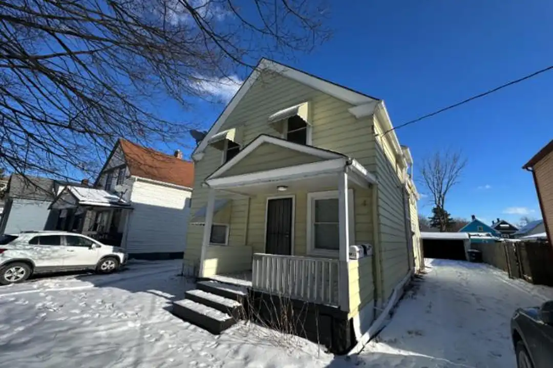 3609 W 49th St – photo 1