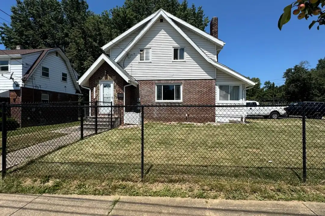 1376 Diagonal Rd – photo 1