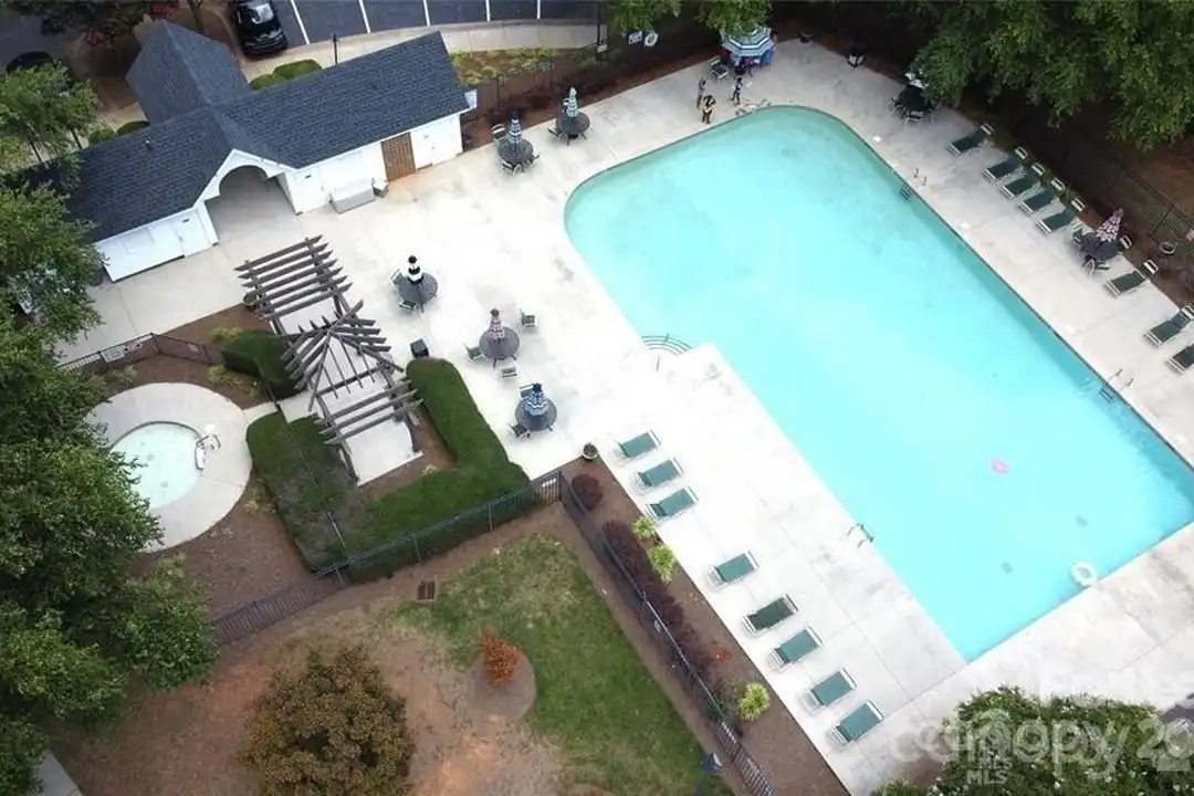 1814 Birch Heights Ct - View 6