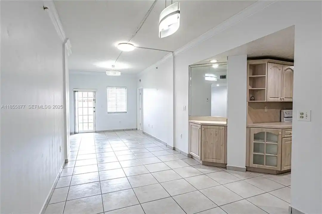 17405 NW 75th Pl unit #110 - View 3