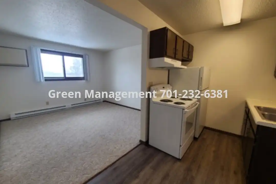 2333 20 1/2 Ave S – photo 1