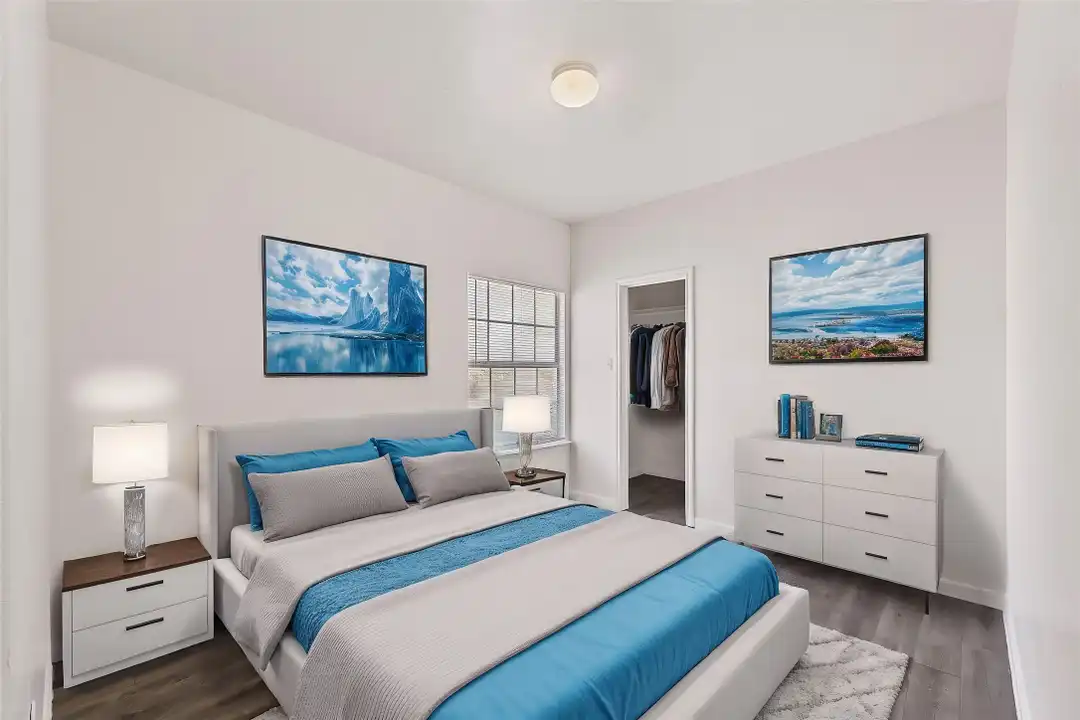2302 S Bagdad Rd unit A - View 4