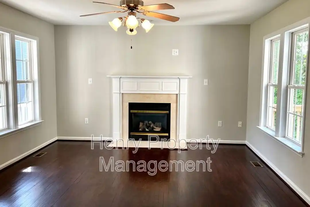 104 Back Woods Cir - View 2