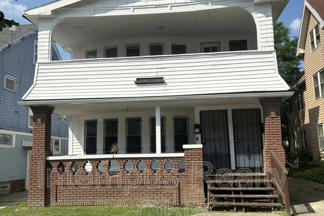 942 Eddy Rd unit 2 – photo 1