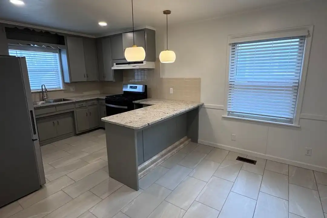 4130 E 22nd Pl - View 5